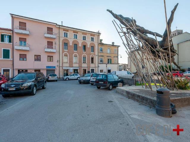 2-room flat in Piazza Camillo Benso di Cavour, Rieti - Photo 1