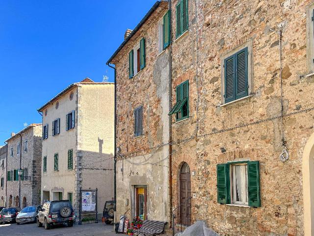 Trilocale in Via Camillo Benso di Cavour, Castelnuovo di Val di Cecina - Foto 1