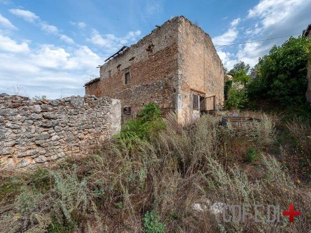 Country house or cottage in Via Colle dell'Ara, Borgorose - Photo 1