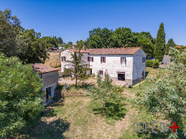 Country house or cottage in Via delle Lecciaie, Pomarance - Photo 1