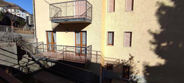 2-room flat in Via San Defendente, Roncola - Photo 1