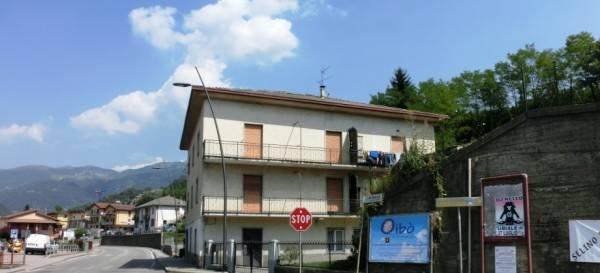 Trilocale in Via Vittorio Veneto, Sant'Omobono Terme - Foto 1