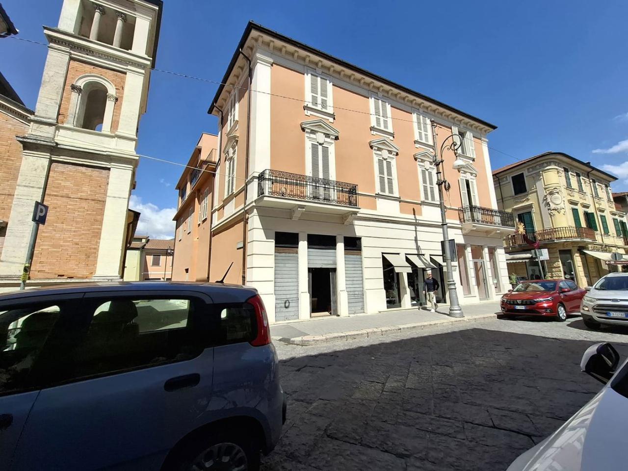 Negozio in Corso Volsci 151, Sora, {3} - Foto 2