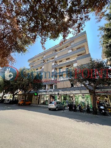 Apartament in {3}, Viale della Libertà 65 - Photo 1