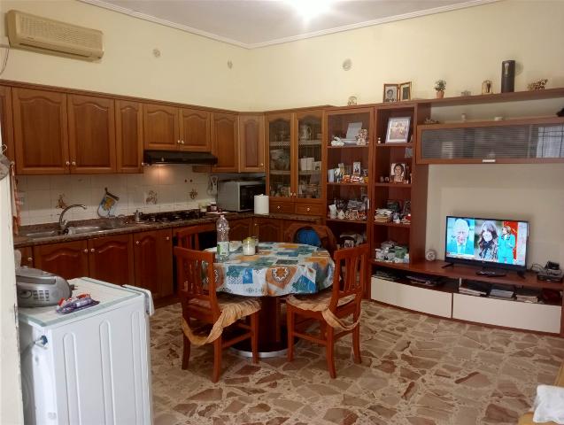 2-room flat in {3}, - Photo 1