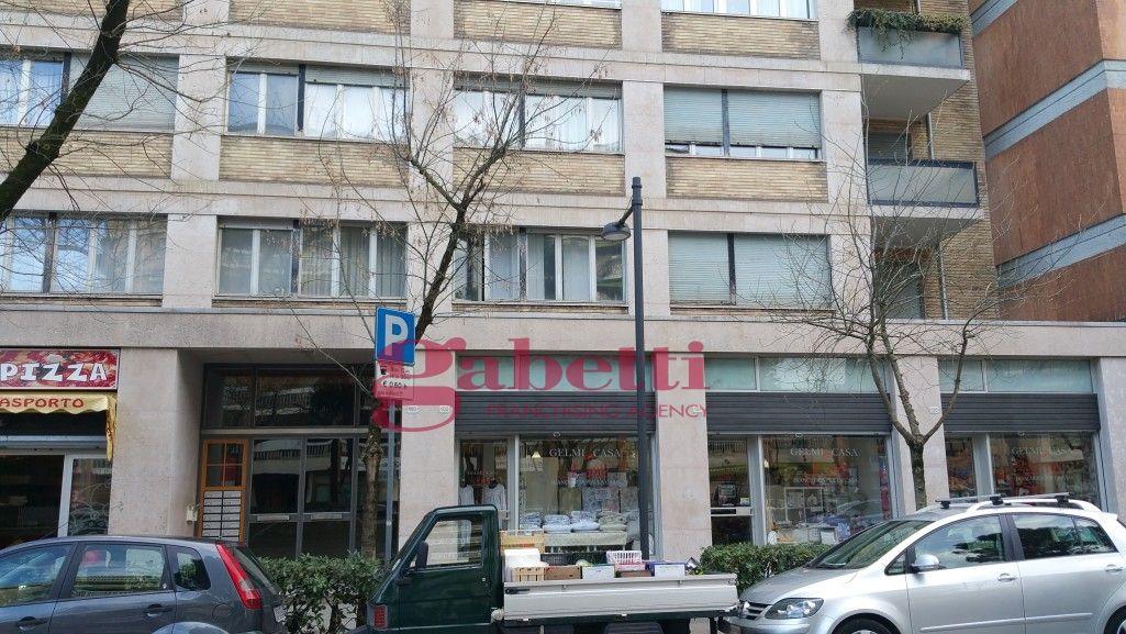 Ufficio in Via Leopardi 100, Udine - Foto 1