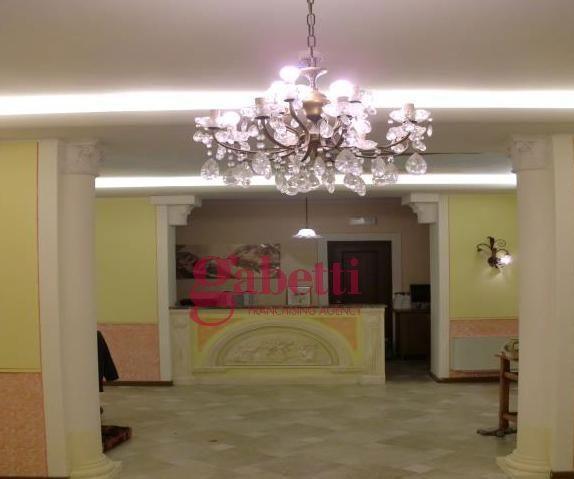 Albergo in Via Marconi 1, Arta Terme, {3} - Foto 2