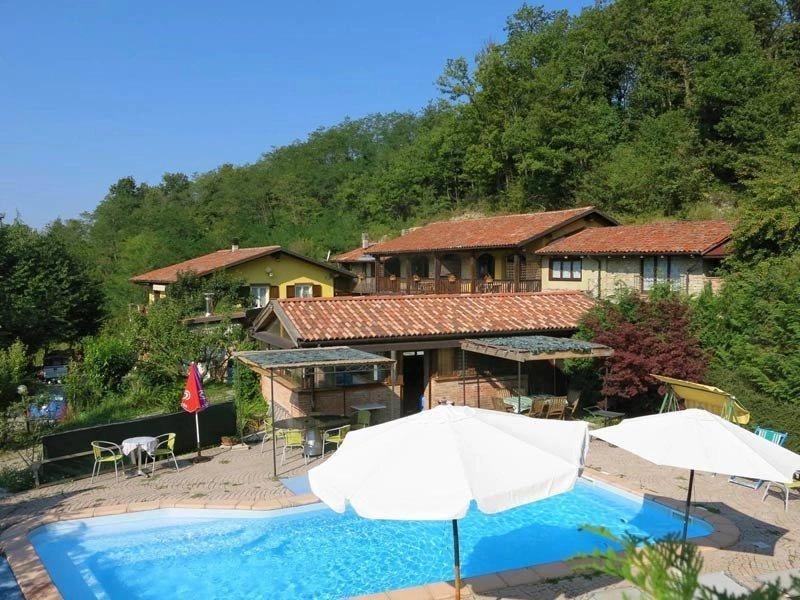 Appartamento in vendita a Serravalle Langhe