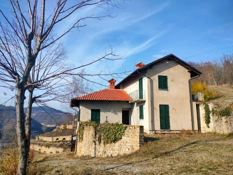 Villa in vendita a Cortemilia