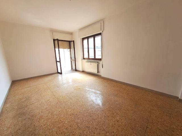 4-room flat in Via Rugo Alfio Maggiani, Carrara - Photo 1