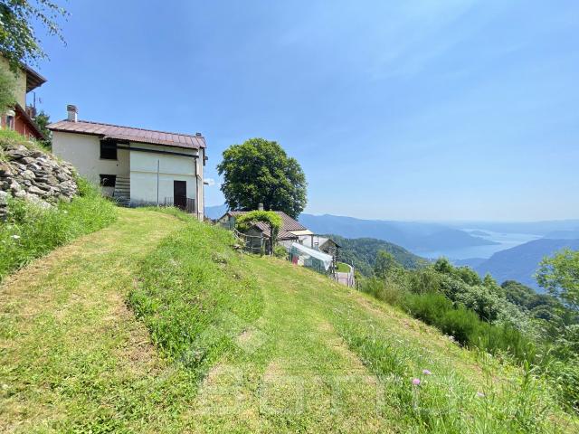 Detached house in {3}, Via Fontanella - Photo 1