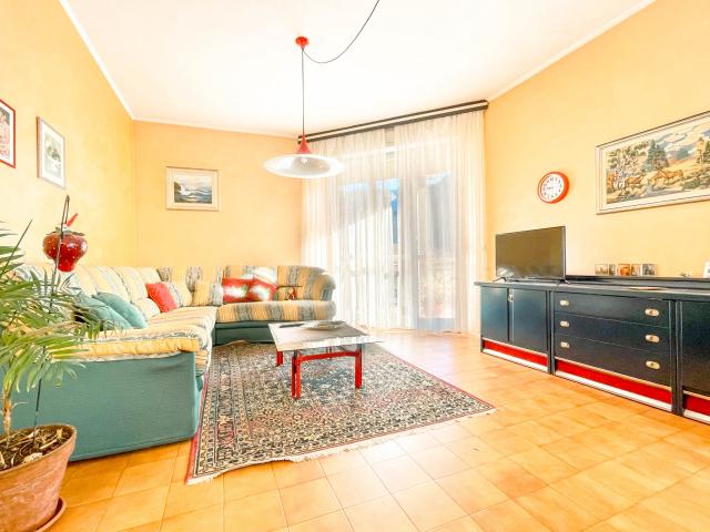 3-room flat in Via XX Settembre 83, Gravellona Toce - Photo 1