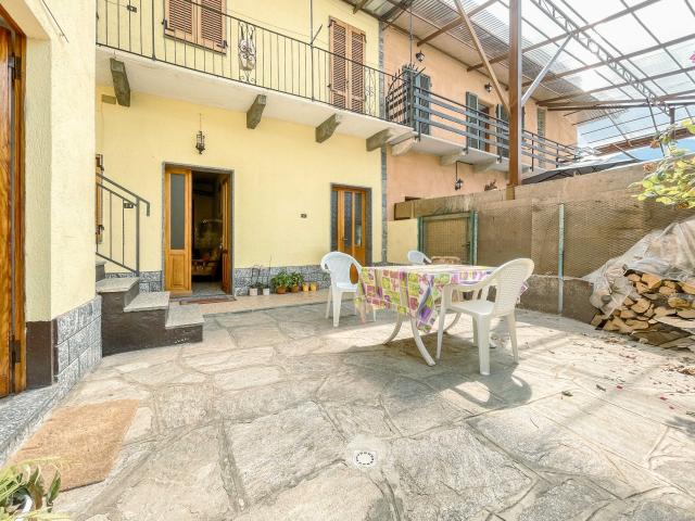 Villa a schiera in Via San Giulio   23, Loreglia - Foto 1