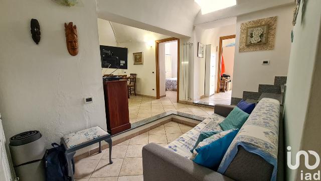 3-room flat in Via Baccio Emanuele Maineri 18, Toirano - Photo 1