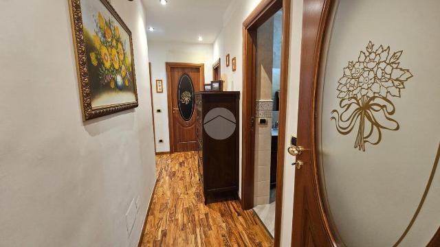 4-room flat in Via Sportiglione 19, Afragola - Photo 1