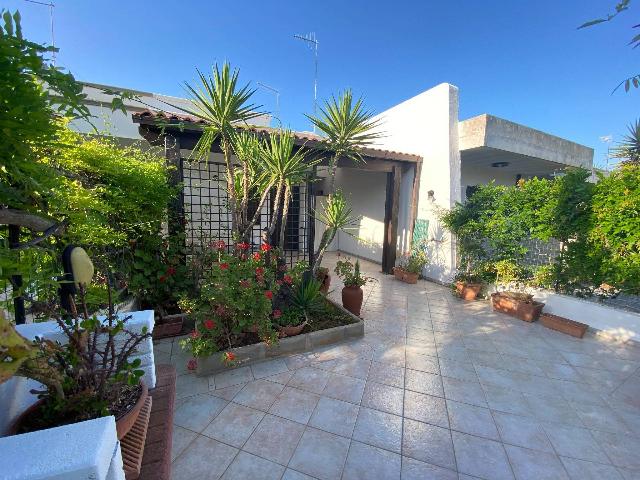 Terraced house in Via della Pineta, Carovigno - Photo 1