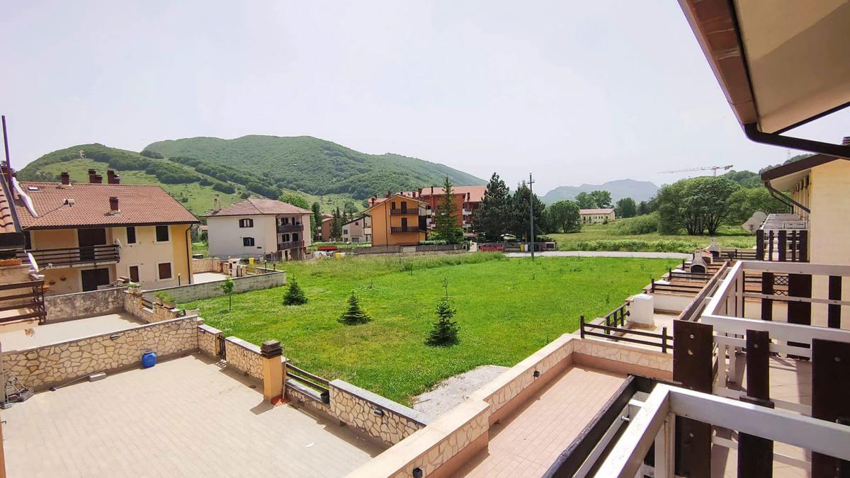 Villa a schiera in vendita a Rocca Di Mezzo