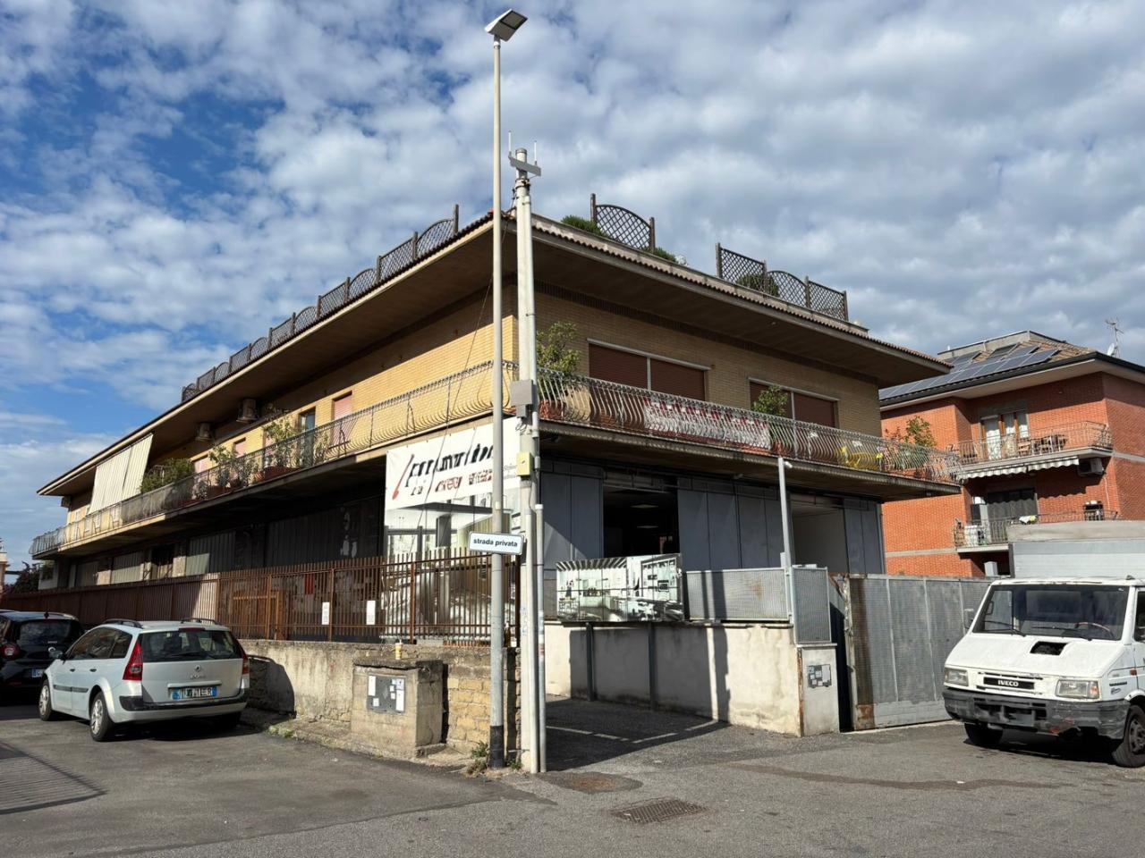 Negozio in Via Vincenzo Manzini , Roma, {3} - Foto 2