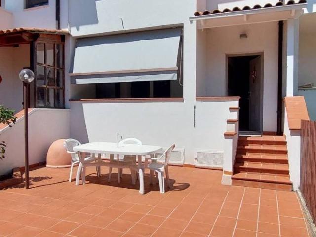 Terraced house in Via Fabriano, Folignano - Photo 1