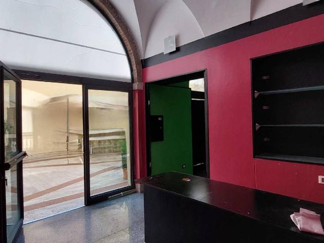 Negozio in {3}, Corso Mazzini - Foto 1