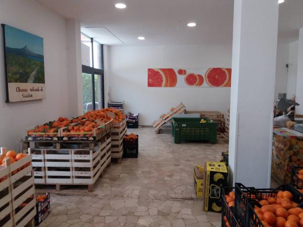 Negozio in Via Aprutina, Ascoli Piceno, {3} - Foto 2