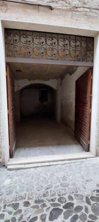 Negozio in Via delle Convertite, Ascoli Piceno, {3} - Foto 2