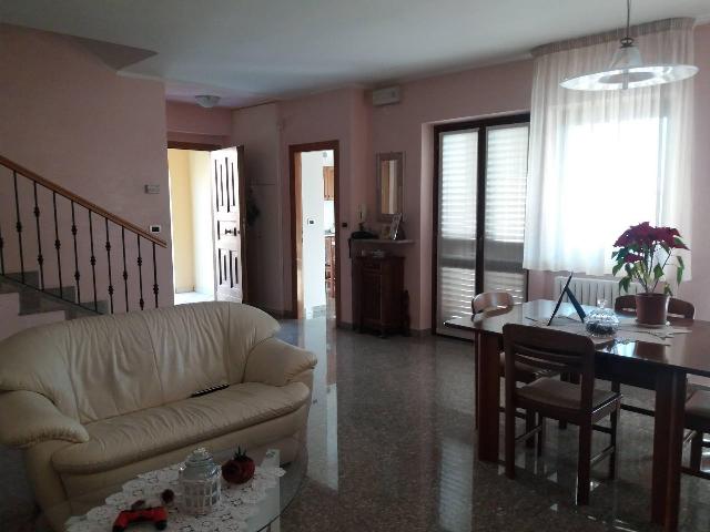 Mansion in {3}, Strada Provinciale Venarottese - Photo 1