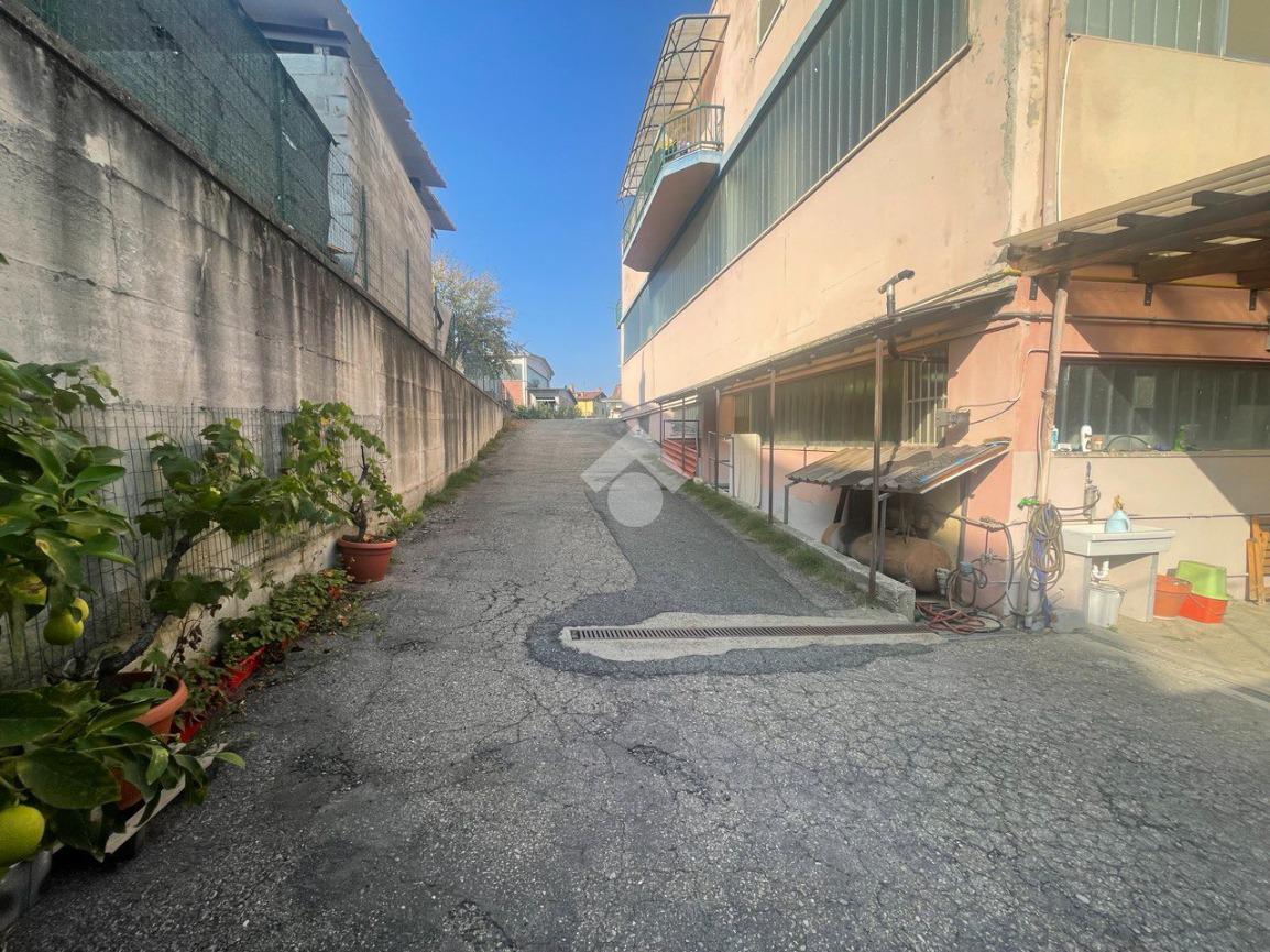 Capannone in Via Caduti sul Lavoro 12, Giaveno, {3} - Foto 2