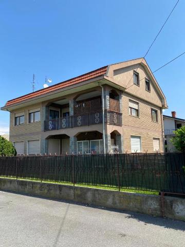 4-room flat in Via Caselette, Pianezza - Photo 1