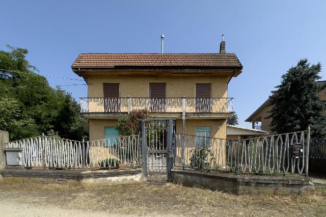 Vierzimmerwohnung in Strada Vecchia di Orbassano 22, Volvera - Foto 1