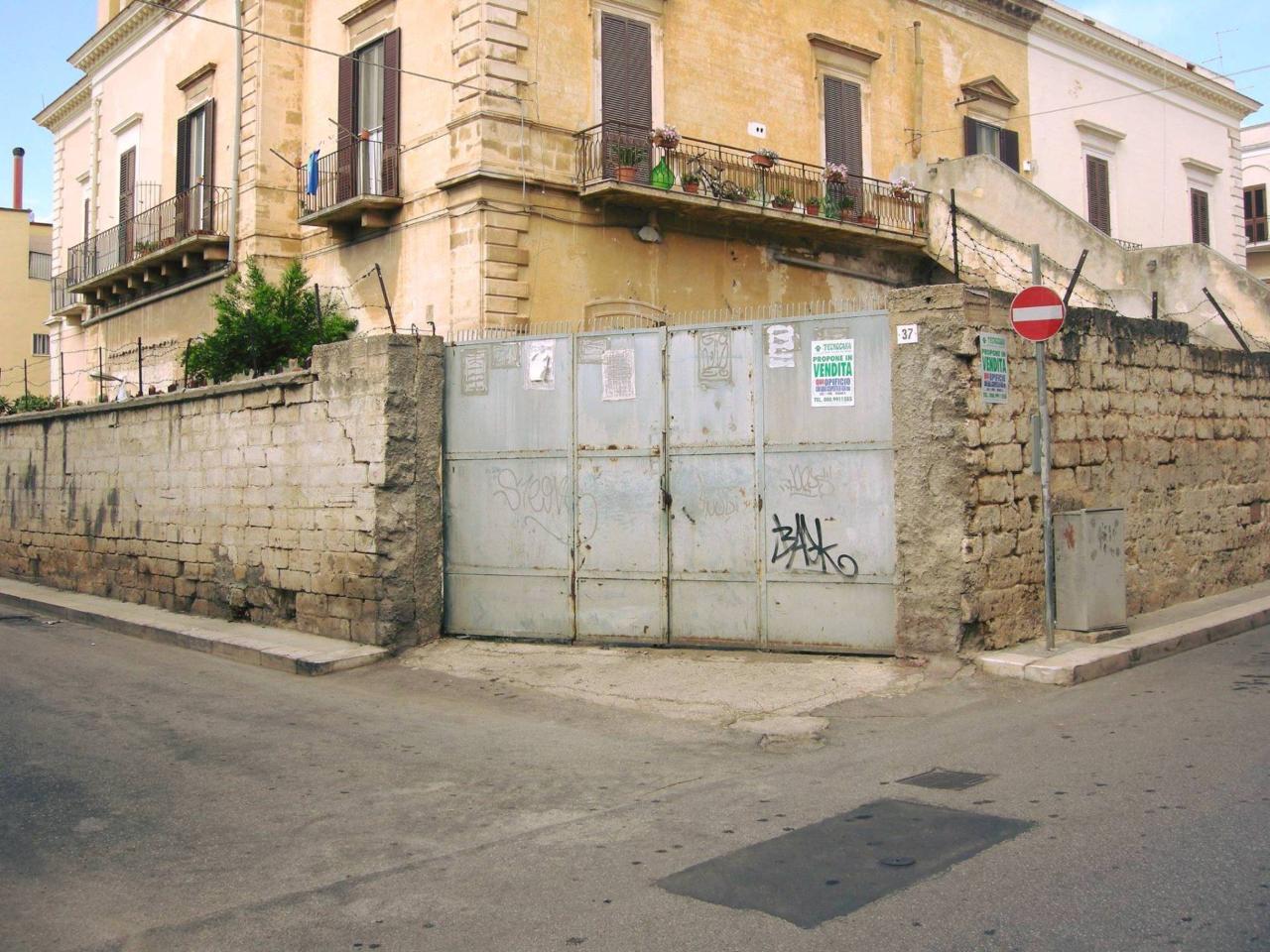 Magazzino in Via Auricarro 14, Palo Del Colle, {3} - Foto 1