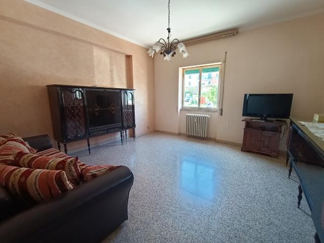 3-room flat in Corso Garibaldi Snc, Orte - Photo 1