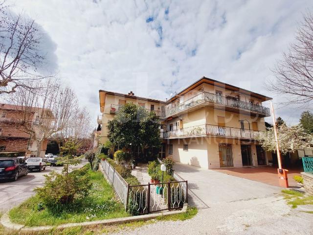 3-room flat in Via Rimembranze  28, Amelia - Photo 1