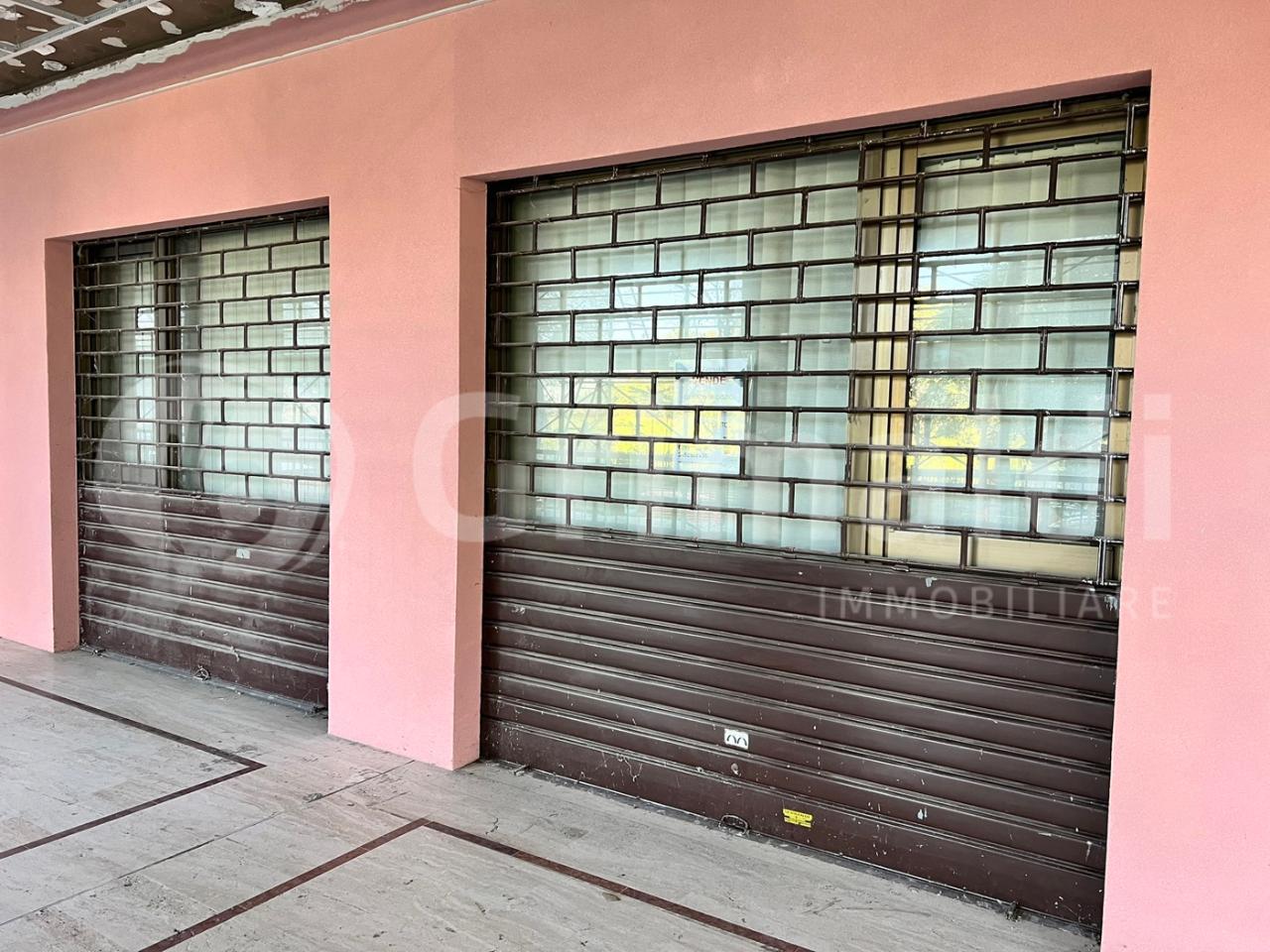 Negozio in Via dei Pini 7, Pieve Emanuele, {3} - Foto 2
