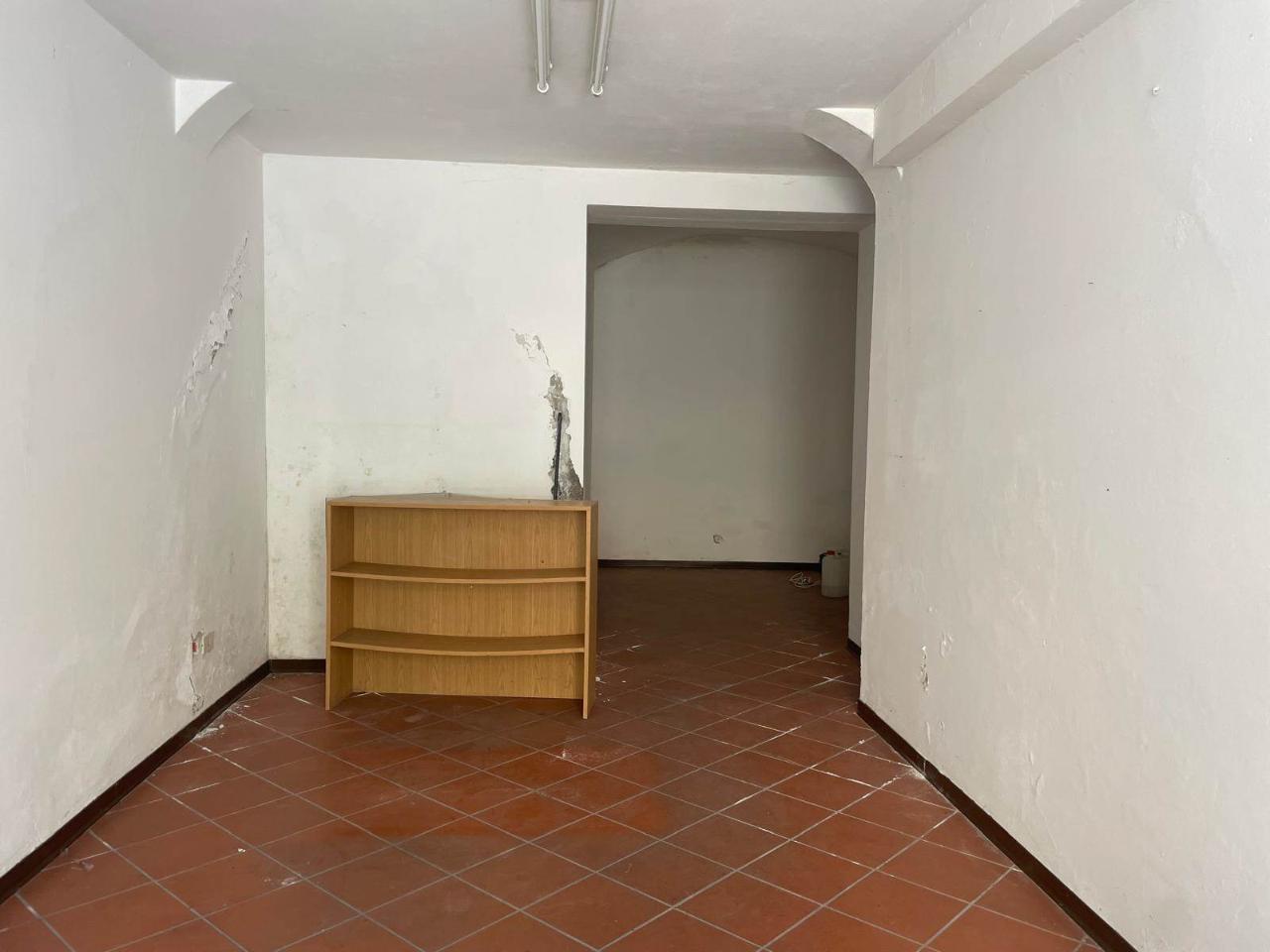 Magazzino in Corso Indipendenza, Buggiano, {3} - Foto 2