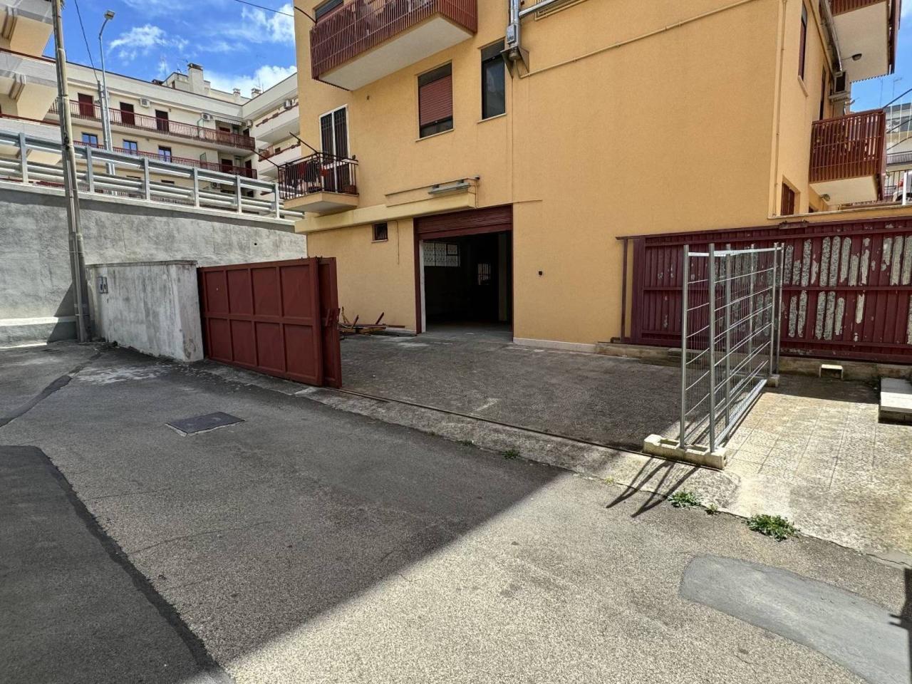 Magazzino in Via San Girolamo 6, Putignano, {3} - Foto 1
