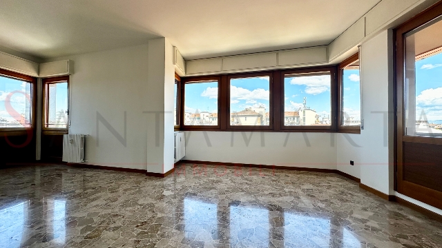 4-room flat in Via Macedonio Melloni, Milano - Photo 1