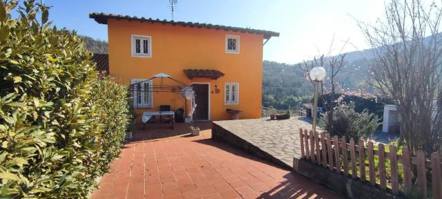 Semi-detached house, Lucca - Photo 1