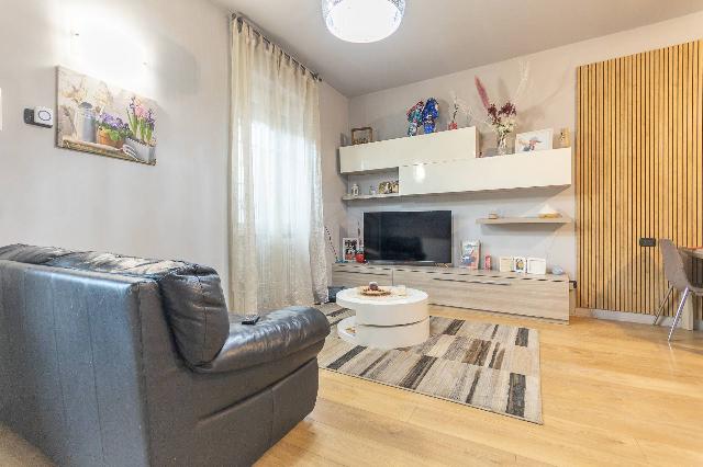 3-room flat in Via XXV Aprile 29, Macherio - Photo 1