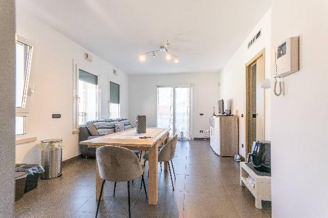 3-room flat in Via Medici da Seregno 3, Seregno - Photo 1