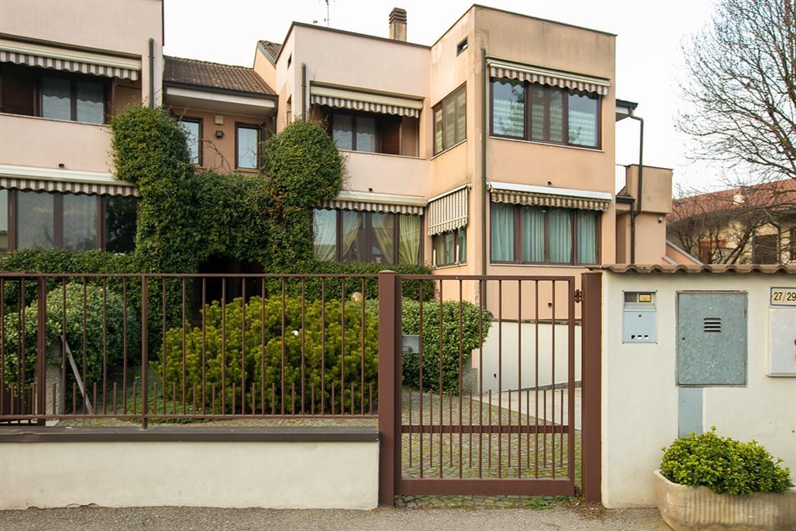 Villa a schiera in vendita a Mediglia