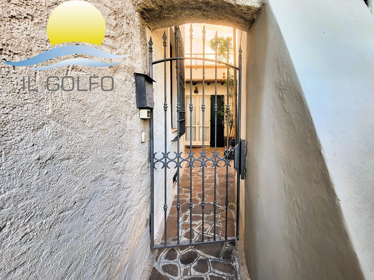 Casa indipendente in vendita a San Bartolomeo Al Mare