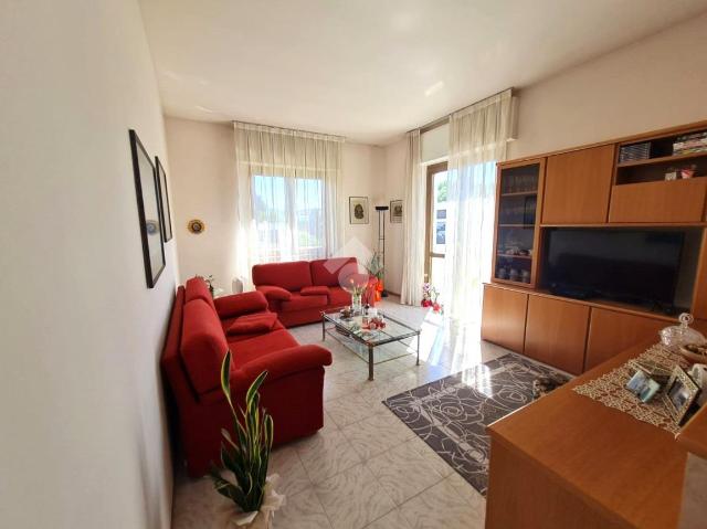 3-room flat in Via Papa Giovanni XXIII 13, Paladina - Photo 1