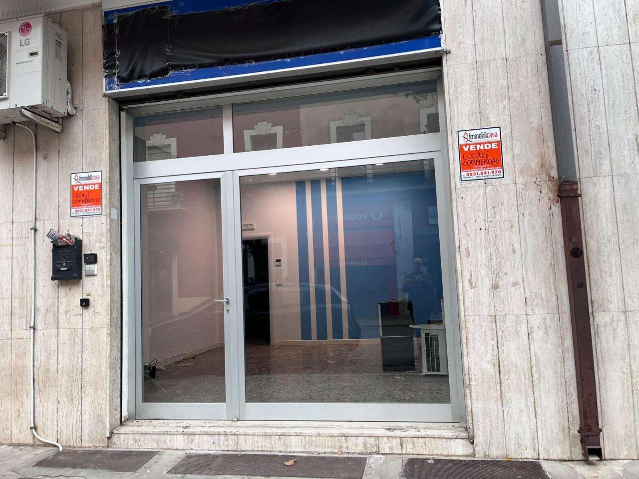 Negozio in Via Quinto Ennio  91, Francavilla Fontana, {3} - Foto 1