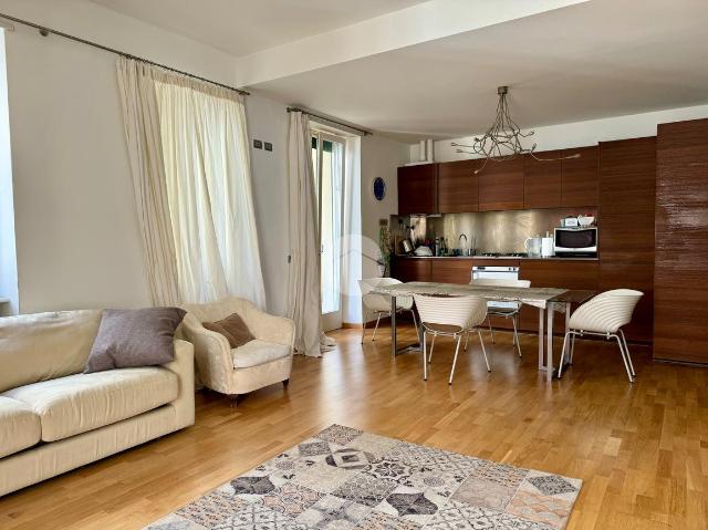 Apartament in Piazza San Nicolò 6, Verona - Photo 1