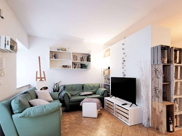 One-room flat in Via Hildegard Straub, Bolzano - Photo 1