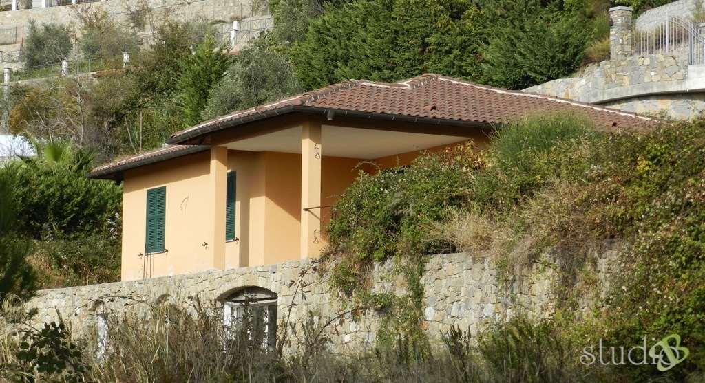Villa unifamiliare in vendita a Camporosso