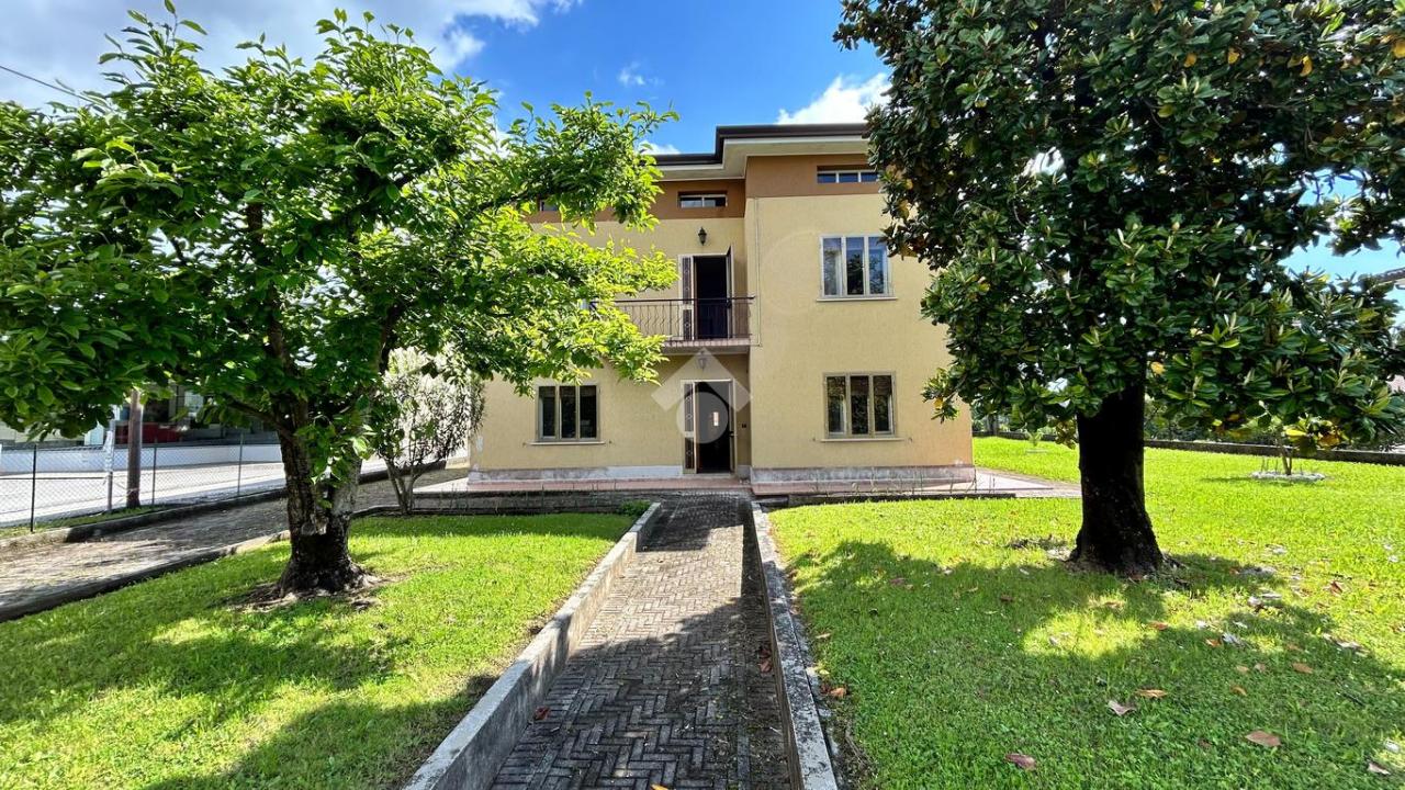 Villa in vendita a Polcenigo