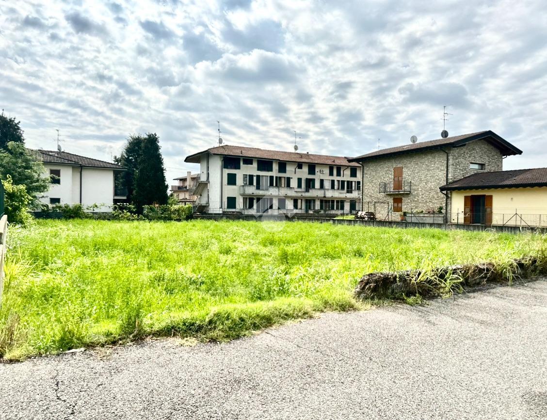 Terreno edificabile in vendita a Cividate Al Piano