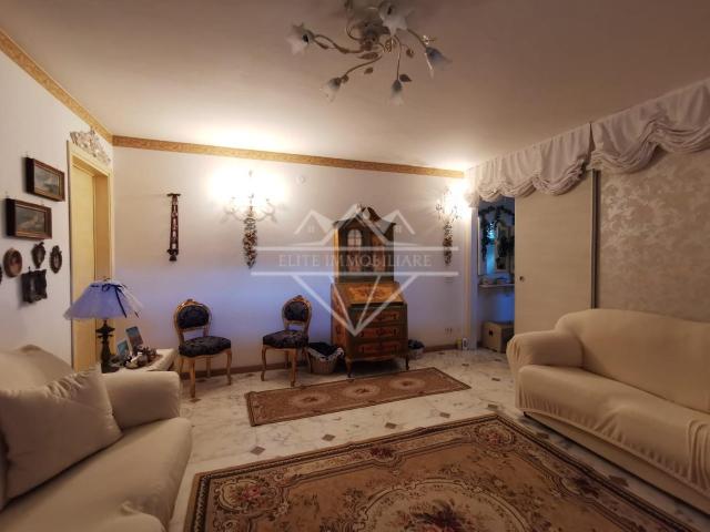 4-room flat, Carrara - Photo 1